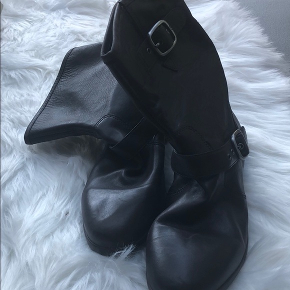 UGG Frances Boot - Picture 3 of 3